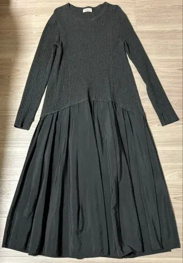 IENA 니트 롱 원피스 (스커트 절개)