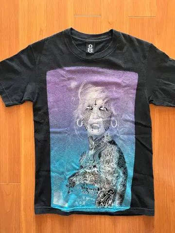 REBEL8 그래픽 티셔츠 S 사이즈