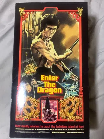 메디콤토이 1/6 블루스 리 피규어