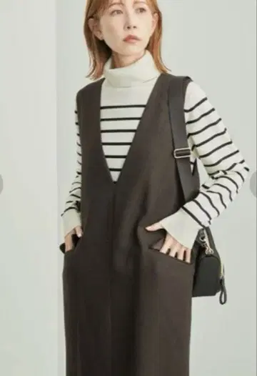 미사용 로페피크닉 쓰리톤 트위드 점프수트 원피스