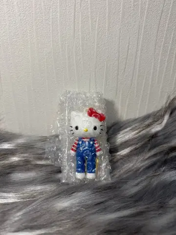 헬로키티전 시크릿 마스코트 참 A 오버롤 키링