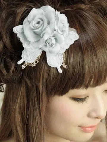 MaryMagdaren 파피용 로즈 코사지 밀키 민트