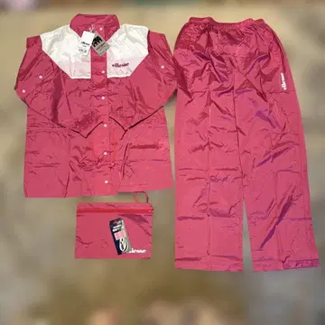 미사용 새상품 ellesse 엘레쎄 우비 상하의 세트