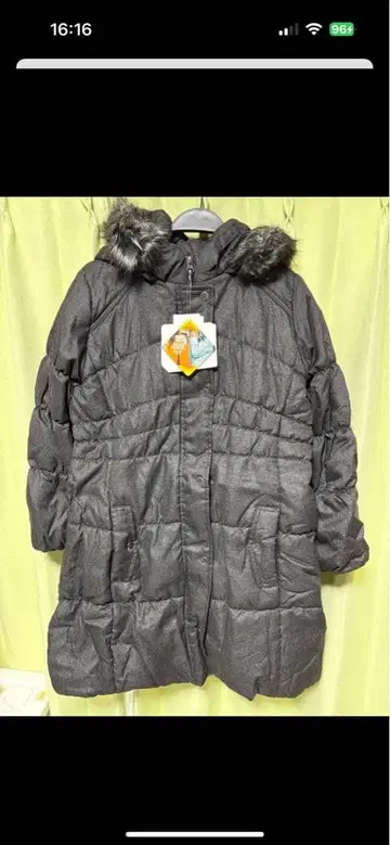 블랙 다운 자켓 퍼 후드 포함