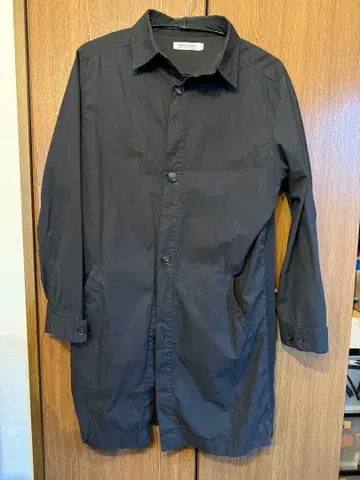 블랙 버튼 코트