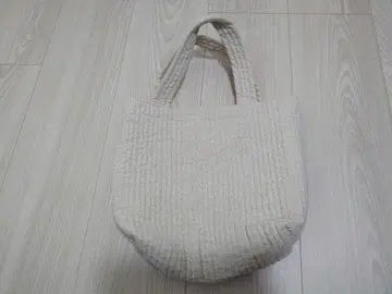 비오는날 MOVE 카페 베이지