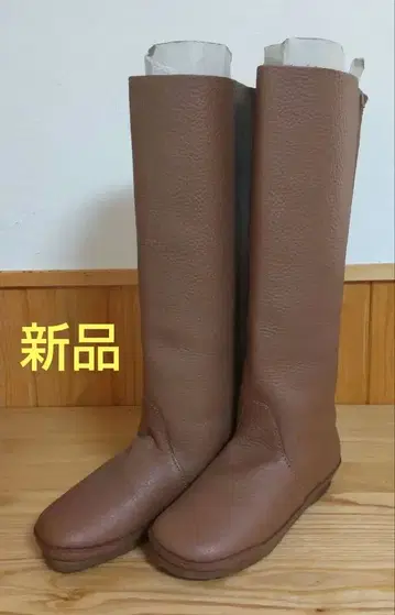 KOOS Lucas 브라운 롱 부츠