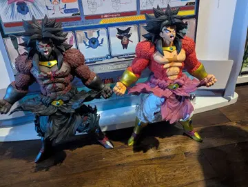 드래곤볼 브로리 피규어 2체 세트 하자품