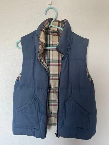 아놀드 파머 다운 베스트 체크 무늬 안감