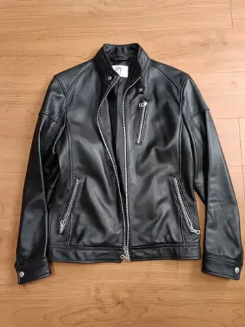 블랙 가죽 싱글 라이더 자켓 M 사이즈