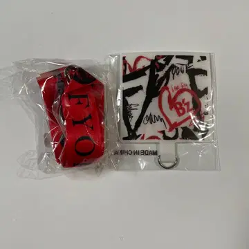 B'z 로고 아크릴 스탠드 & 넥스트랩 세트