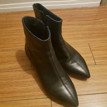 락포트 가죽 숏부츠