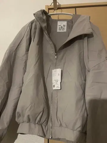 As Know As plus 마운틴 후드티