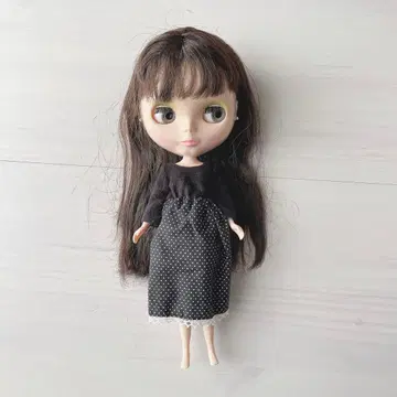 네오 브라이스 인형 본체 블랙 도트 무늬