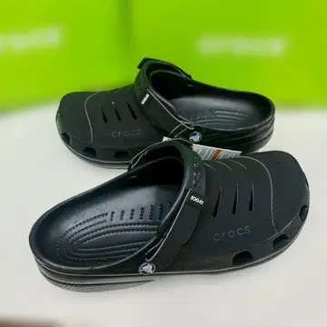 Crocs Yukon 남성용 스포츠 샌들 샤워 스포츠 샌들