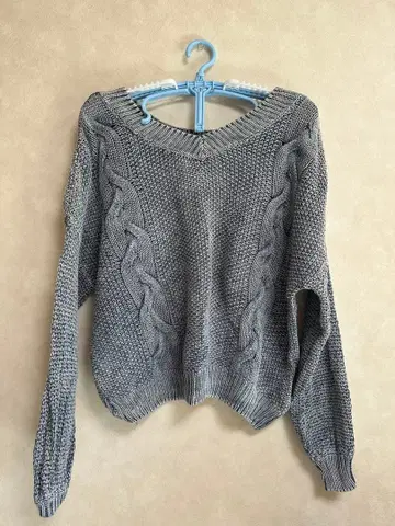 GYDA 케이블 짜임 오프숄더 긴팔 니트