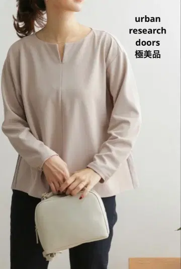 [컨디션 최상] 어반 리서치 도어스 백 플리츠 롱 슬리브 블라우스