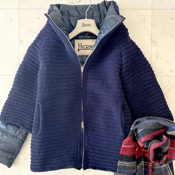 새상품급 HERNO 니트 절개 도킹 다운 자켓 42 네이비