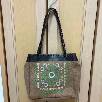 ANNA SUI 자수 브라운 토트백
