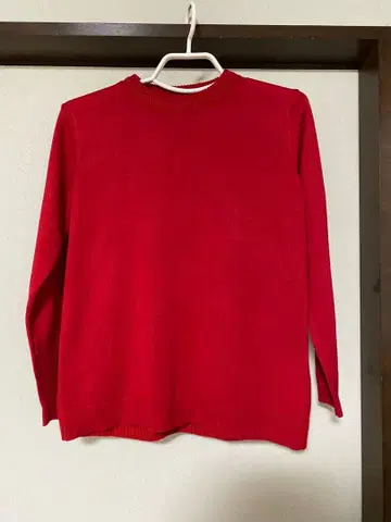 ensuite 레드 크루넥 긴팔 스웨터