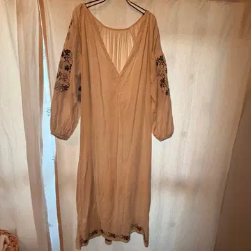 우크라이나 자수 원피스