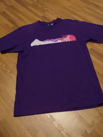 THE NORTH FACE 보라색 T셔츠 L