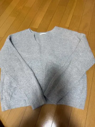 L'armoire de luxe 니트 스웨터 사이즈 38 그레이