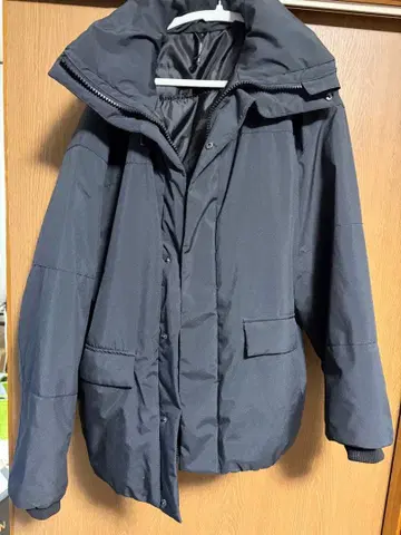 HALHAM 블랙 다운 자켓