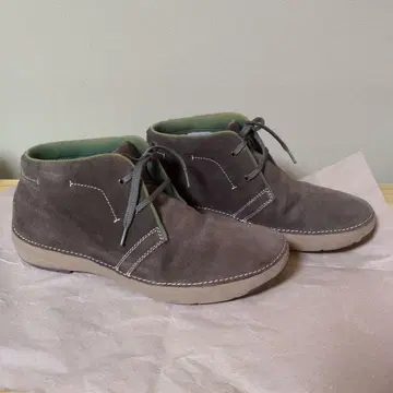 그레이 스웨이드 하이컷 신발