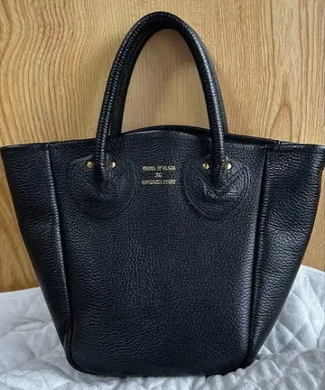 영앤올슨 푸치 가죽 토트 블랙