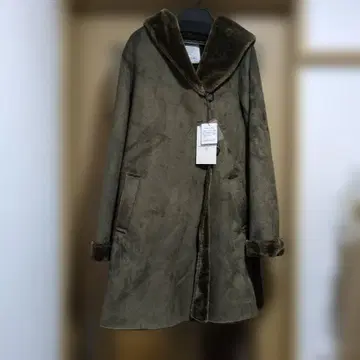 CLOCHE 올리브 그린 롱 코트