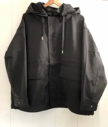 MACPHEE 더블 새틴 후디 블루종 블랙