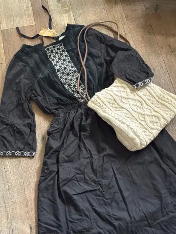 [ 새상품 미사용 ] Crisp 크리스프 자수 롱 원피스 코튼 고급