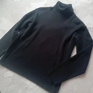 새상품급 PUBLIC TOKYO 이시카와현 리브 블랙 하이넥