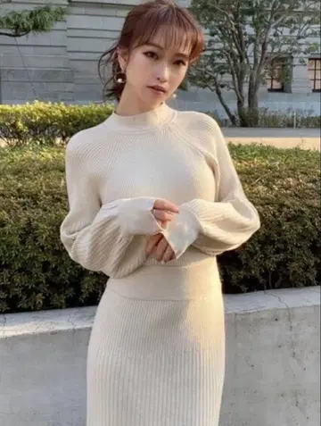 RESEXXY 머메이드 실루엣 원피스