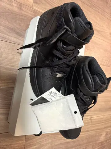 [ 완전 소진! 문의 환영 ] 에어포스 1 하이컷 스니커즈 24