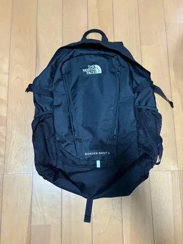 THE NORTH FACE 보더 샷 블랙 백팩