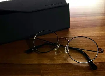 [ OWNDAYS ] [ BLACK in BLACK ] 얇은 테 안경
