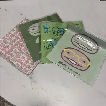 아란지아론조 토카게 도마뱀 안경닦이 4장 세트