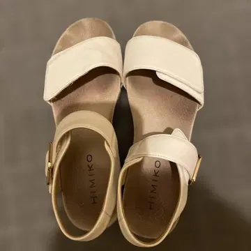 HIMIKO 베이지 스트랩 샌들