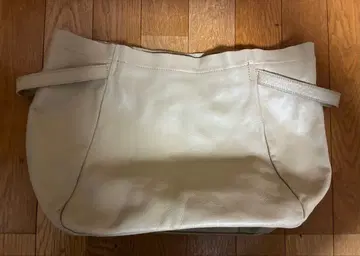 SHENERY (시너리) / 여성용 핸드백/약간의 흠집 및 얼룩 있음