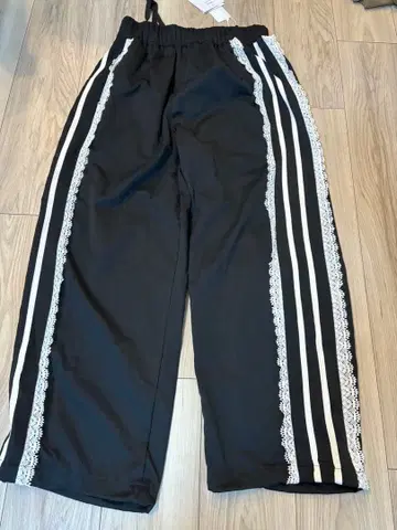 시마무라 TYTYCLAPPY x SAORI 브라운 팬츠