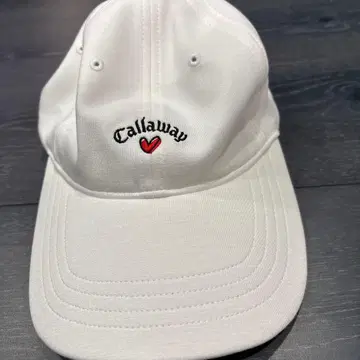 Callaway 리본 포함 화이트 캡
