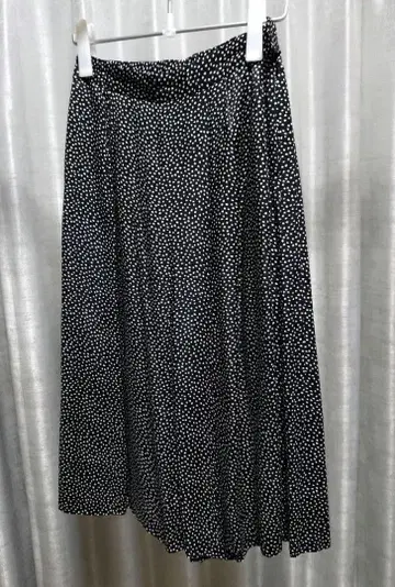 [ 새상품급 ] TOMORROWLAND(팬츠)