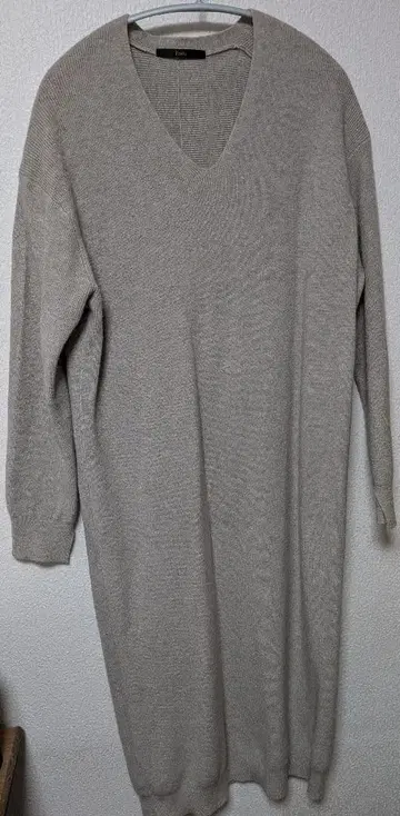 [ 새상품급 ] Praia 니트 원피스 롱 기장 베이지 M상당