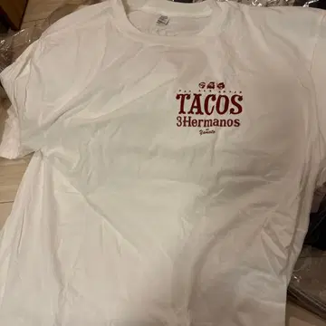 새상품 TACOS 3 HERMANOS T셔츠 XXL 사이즈