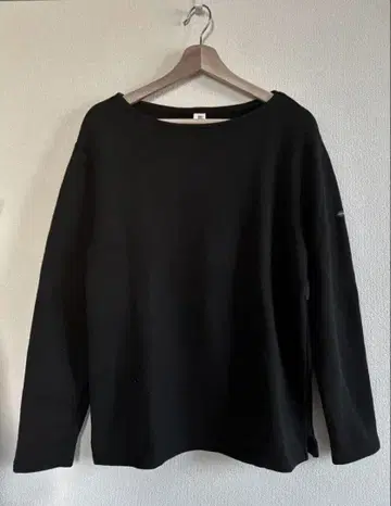 LOOPWHEELER BEAMS 블랙 긴팔 티셔츠