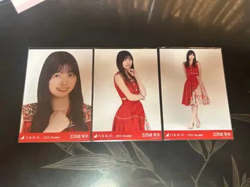 노기자카46 브로마이드 이오키 마오 전악 의상1