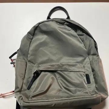 프론트 포켓 베이직 백팩 그레이지