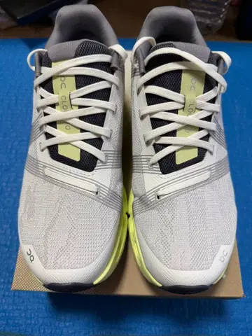 on CLOUDGO (FROST | HAY) 여성용 27cm